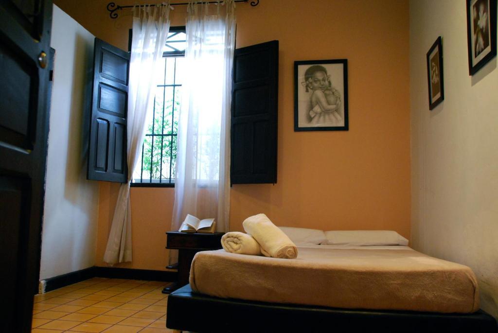 Hotel Del Parque Santa Marta  Rum bild