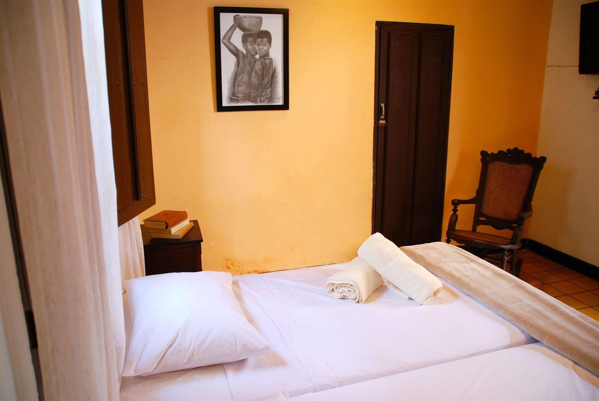 Hotel Del Parque Santa Marta  Exteriör bild